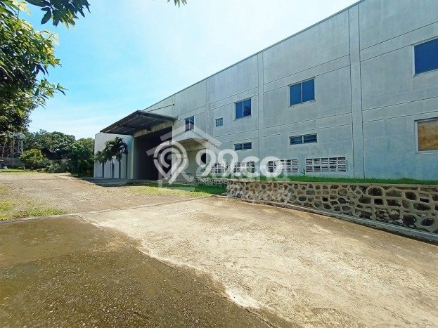 Unit Gudang disewakan di Tugu Semarang dengan LT 8000m2 / LB 1500m2 Unit Gudang disewakan di Tugu Semarang dengan LT 8000m2 / LB 1500m2