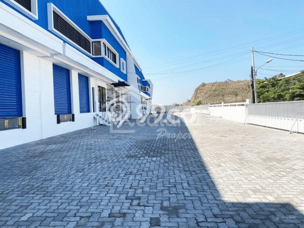 Unit Gudang Dijual di Ngaliyan Semarang Luas Tanah 1870m2, Luas Bangunan 1332m2 Unit Gudang Dijual di Ngaliyan Semarang Luas Tanah 1870m2, Luas Bangunan 1332m2
