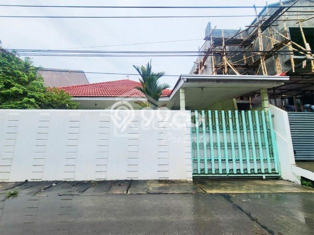 Rumah Luas Asri 3 KT Siap Huni di Tanah Mas Semarang Rumah Luas Asri 3 KT Siap Huni di Tanah Mas Semarang