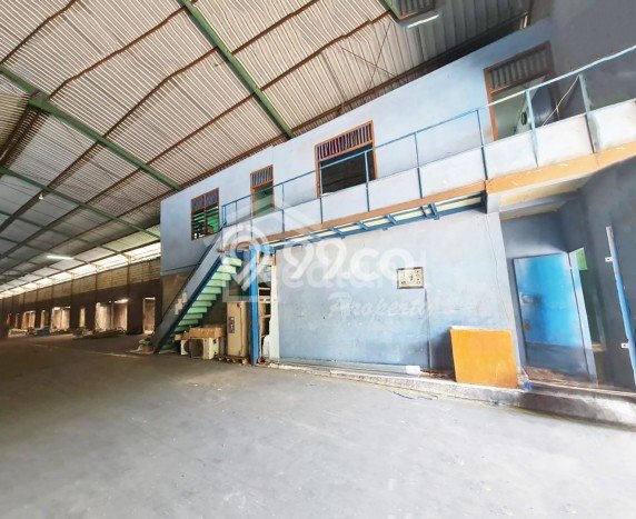 Lokasi Strategis! Dijual Gudang Bisnis di Ngaliyan, Semarang Kondisi Bagus Lokasi Strategis! Dijual Gudang Bisnis di Ngaliyan, Semarang Kondisi Bagus