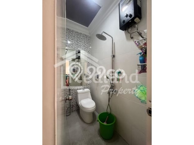 Dijual Hunian Mewah dengan Fasilitas Sekitar Komplit di Semarang Barat, Semarang Dijual Hunian Mewah dengan Fasilitas Sekitar Komplit di Semarang Barat, Semarang