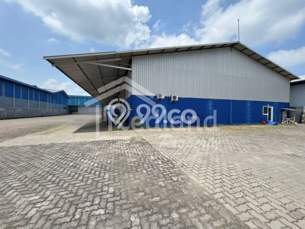 Lokasi Strategis! Dijual Gudang Bisnis di Ngaliyan, Semarang Kondisi Bagus Lokasi Strategis! Dijual Gudang Bisnis di Ngaliyan, Semarang Kondisi Bagus