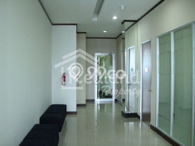 Komersial Dijual di Semarang Tengah LT 750m2, LB 1682m2 Solusi Investasi Cerdas Komersial Dijual di Semarang Tengah LT 750m2, LB 1682m2 Solusi Investasi Cerdas