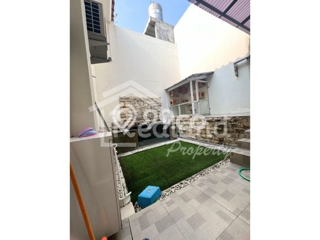 Dijual Hunian Mewah dengan Fasilitas Sekitar Komplit di Semarang Barat, Semarang Dijual Hunian Mewah dengan Fasilitas Sekitar Komplit di Semarang Barat, Semarang