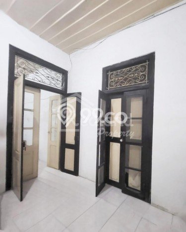 Siap Huni Hunian Elit 5 Kamar di Semarang Tengah Dekat ke Mana Saja Siap Huni Hunian Elit 5 Kamar di Semarang Tengah Dekat ke Mana Saja