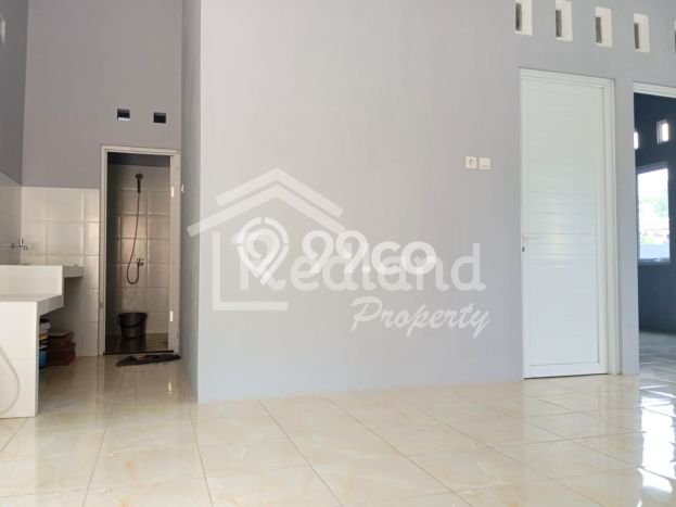 Rumah Minimalis 2 Kamar LT 614m2 di Manyaran Rumah Minimalis 2 Kamar LT 614m2 di Manyaran
