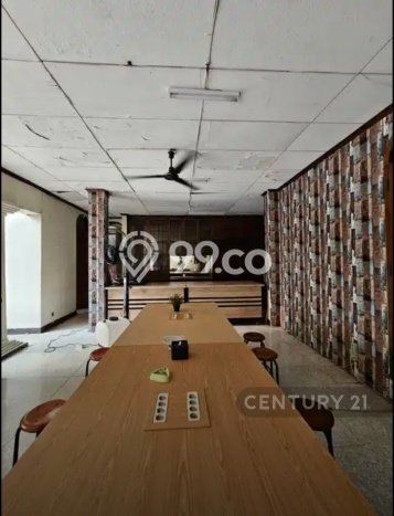 Hunian Mewah LB 806m2 Siap Pakai Desain Elegan di Kemang, Jakarta Selatan Hunian Mewah LB 806m2 Siap Pakai Desain Elegan di Kemang, Jakarta Selatan