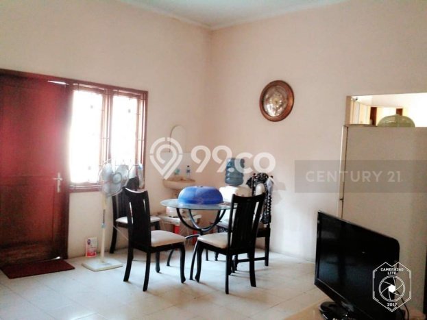 Rumah Luxury Modern Tanpa Renovasi di Rawamangun Jakarta Timur Rumah Luxury Modern Tanpa Renovasi di Rawamangun Jakarta Timur