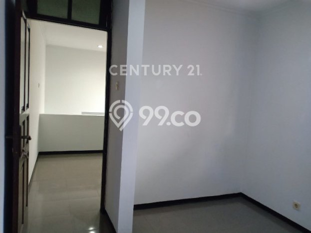 Disewakan Hunian Konsep Minimalis di Kayu Putih Jakarta Timur dengan 4 KT Disewakan Hunian Konsep Minimalis di Kayu Putih Jakarta Timur dengan 4 KT