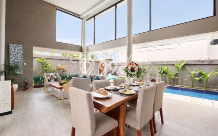 Jual Segera Rumah LT 120m² / LB 200m² di Kawasan Komersial Kuta, Badung Jual Segera Rumah LT 120m² / LB 200m² di Kawasan Komersial Kuta, Badung