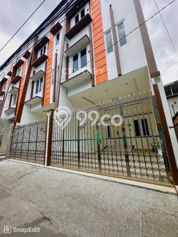Dijual Rumah Strategis Bagus Punya 4 KT di Johar Baru Jakarta Pusat SHM Dijual Rumah Strategis Bagus Punya 4 KT di Johar Baru Jakarta Pusat SHM