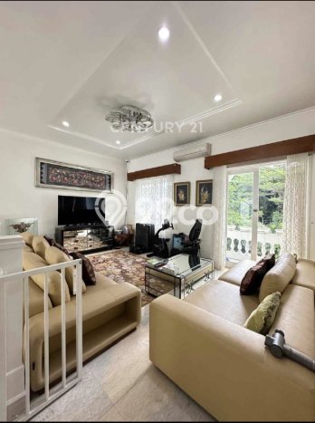 Dijual Rumah Luas Elegan Dengan View Eksklusif di Pondok Indah, Jakarta Selatan Dijual Rumah Luas Elegan Dengan View Eksklusif di Pondok Indah, Jakarta Selatan