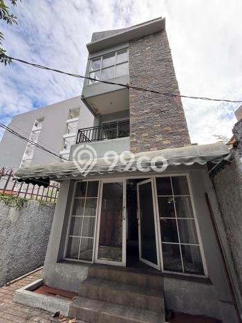 Untuk Disewa Ruko di Salemba Jakarta Pusat LT 80m2, LB 200m2 Untuk Disewa Ruko di Salemba Jakarta Pusat LT 80m2, LB 200m2