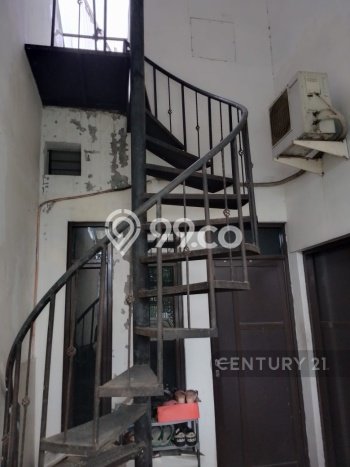 Dijual Rumah Premium dengan Fasilitas Sekitar Komplit di Tebet, Jakarta Selatan Dijual Rumah Premium dengan Fasilitas Sekitar Komplit di Tebet, Jakarta Selatan