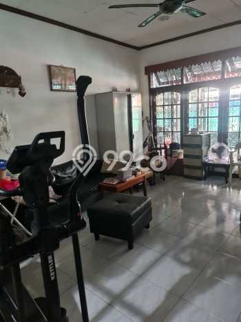 For Sale Rumah Mewah Exclusive di Cempaka Putih, Jakarta Pusat For Sale Rumah Mewah Exclusive di Cempaka Putih, Jakarta Pusat