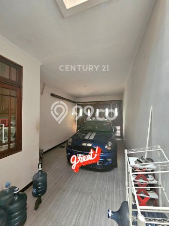 Rumah Mewah Akses Mudah di Jakarta Timur Rumah Mewah Akses Mudah di Jakarta Timur