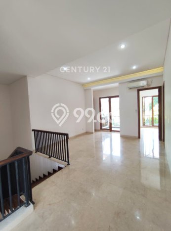 Hunian Elit LB 350m2 Siap Pakai Desain Elegan di Kemang, Jakarta Selatan Hunian Elit LB 350m2 Siap Pakai Desain Elegan di Kemang, Jakarta Selatan