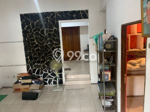 Rumah Elit LB 200m2 Siap Pakai Desain Elegan di Pondok Gede, Bekasi Rumah Elit LB 200m2 Siap Pakai Desain Elegan di Pondok Gede, Bekasi
