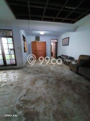 Rumah Elit Modern Tanpa Renovasi di Duri Kepa Jakarta Barat Rumah Elit Modern Tanpa Renovasi di Duri Kepa Jakarta Barat