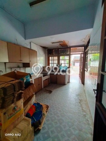Rumah Elit Modern Tanpa Renovasi di Duri Kepa Jakarta Barat Rumah Elit Modern Tanpa Renovasi di Duri Kepa Jakarta Barat