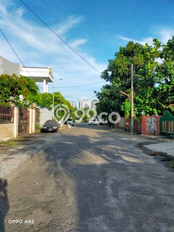 Rumah Elit Modern Tanpa Renovasi di Duri Kepa Jakarta Barat Rumah Elit Modern Tanpa Renovasi di Duri Kepa Jakarta Barat
