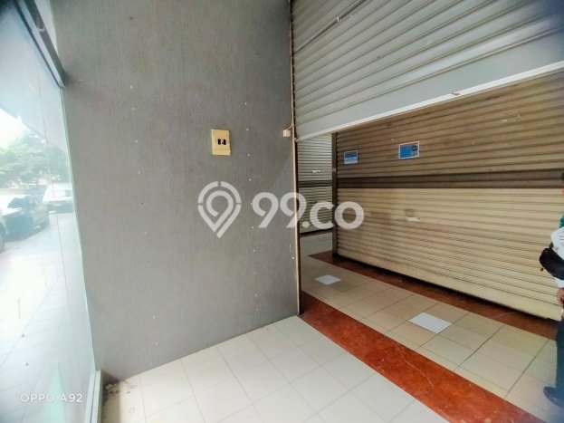Komersial Bagus Dijual LB 4m2 Lokasi Strategis Jakarta Selatan Area Cocok untuk Berbisnis Komersial Bagus Dijual LB 4m2 Lokasi Strategis Jakarta Selatan Area Cocok untuk Berbisnis