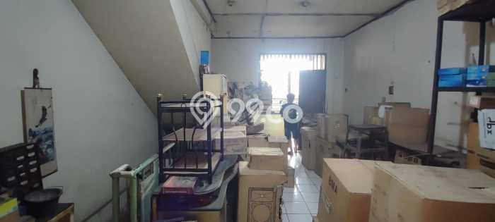 Area Ramai! Ruko Dijual di Ciledug untuk Bisnis Luas Bangunan 120m2 Area Ramai! Ruko Dijual di Ciledug untuk Bisnis Luas Bangunan 120m2