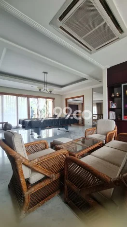 Hunian Mewah LB 4000m2 Siap Huni Desain Elegan di Intercon, Jakarta Barat Hunian Mewah LB 4000m2 Siap Huni Desain Elegan di Intercon, Jakarta Barat