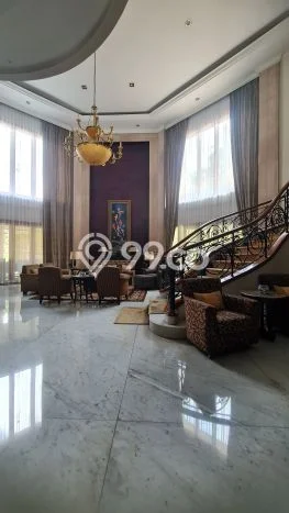 Hunian Mewah LB 4000m2 Siap Huni Desain Elegan di Intercon, Jakarta Barat Hunian Mewah LB 4000m2 Siap Huni Desain Elegan di Intercon, Jakarta Barat