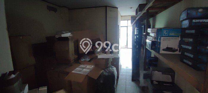 Area Ramai! Ruko Dijual di Ciledug untuk Bisnis Luas Bangunan 120m2 Area Ramai! Ruko Dijual di Ciledug untuk Bisnis Luas Bangunan 120m2