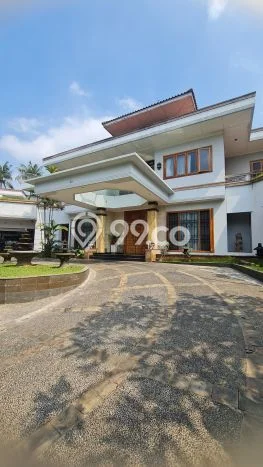 Hunian Mewah LB 4000m2 Siap Huni Desain Elegan di Intercon, Jakarta Barat Hunian Mewah LB 4000m2 Siap Huni Desain Elegan di Intercon, Jakarta Barat