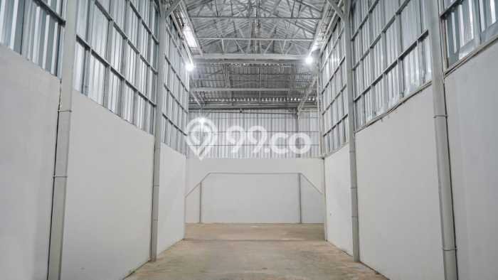 Unit Gudang Disewa Lokasi Tambora, Jakarta Barat Spesifikasi Luas Bangunan 600m2 Unit Gudang Disewa Lokasi Tambora, Jakarta Barat Spesifikasi Luas Bangunan 600m2