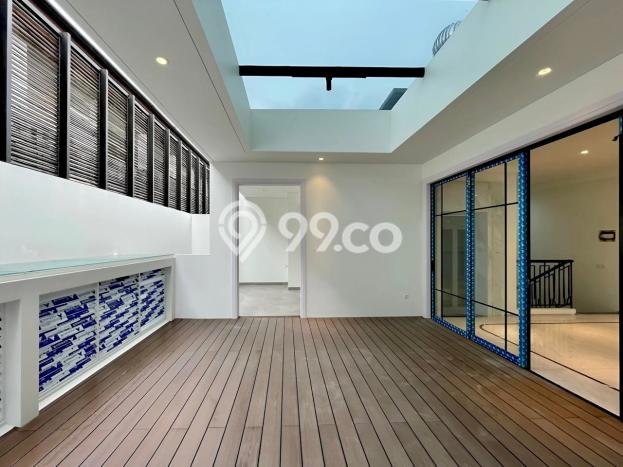 Hunian Mewah Siap Huni LT 200m2 di Kembangan, Jakarta Barat Hunian Mewah Siap Huni LT 200m2 di Kembangan, Jakarta Barat