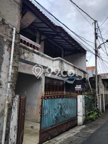 For Sale! Premium House LT 99m2 Desain Modern di Percetakan Negara For Sale! Premium House LT 99m2 Desain Modern di Percetakan Negara