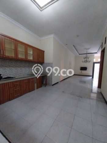 Disewakan Cepat Rumah Kondisi Baik di Kawasan Johar Baru, Jakarta Pusat Disewakan Cepat Rumah Kondisi Baik di Kawasan Johar Baru, Jakarta Pusat