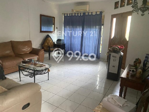 Rumah Modern 3 KT di Utan Kayu Jakarta Timur Semi Furnished Rumah Modern 3 KT di Utan Kayu Jakarta Timur Semi Furnished