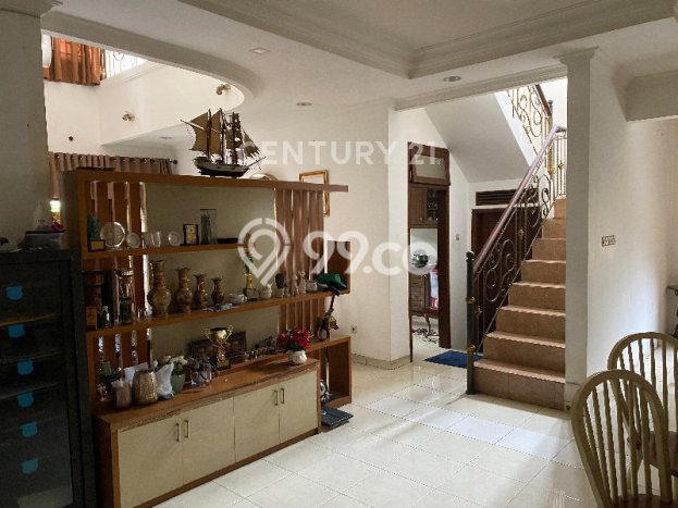 Jual Rumah Luas Elegan Dengan View Cantik di Rawamangun, Jakarta Timur Jual Rumah Luas Elegan Dengan View Cantik di Rawamangun, Jakarta Timur