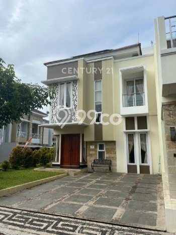 For Sale Rumah Mewah Exclusive di Jatinegara, Jakarta Timur For Sale Rumah Mewah Exclusive di Jatinegara, Jakarta Timur