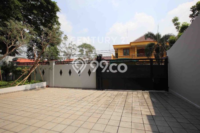 Hot Offer Hunian Mewah Ideal dan Luas di Kebon Jeruk, Jakarta Barat Hot Offer Hunian Mewah Ideal dan Luas di Kebon Jeruk, Jakarta Barat