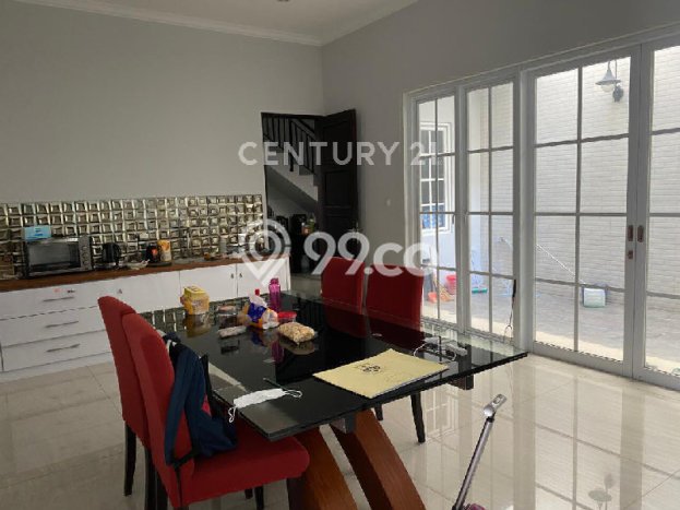 Jual Rumah Mewah Megah Dengan View Cantik di Pulomas, Jakarta Timur Jual Rumah Mewah Megah Dengan View Cantik di Pulomas, Jakarta Timur