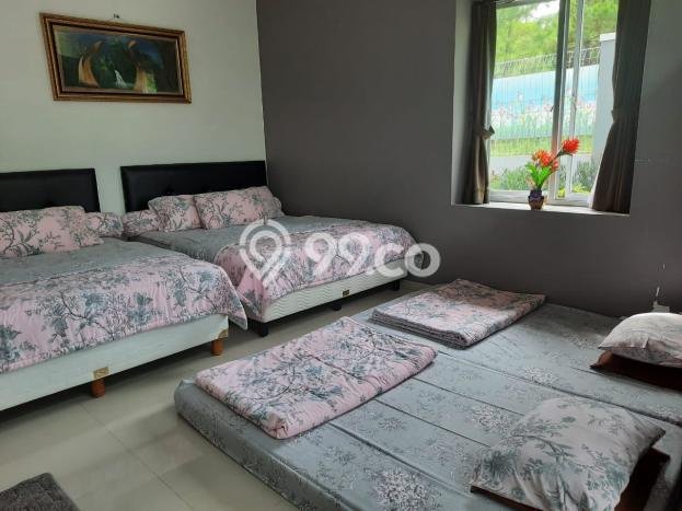 Siap Huni Rumah Mewah 6 Kamar di Megamendung Dekat ke Mana Saja Siap Huni Rumah Mewah 6 Kamar di Megamendung Dekat ke Mana Saja