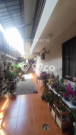 Hunian Mewah Siap Huni LT 650m2 di Palmerah, Jakarta Barat Hunian Mewah Siap Huni LT 650m2 di Palmerah, Jakarta Barat