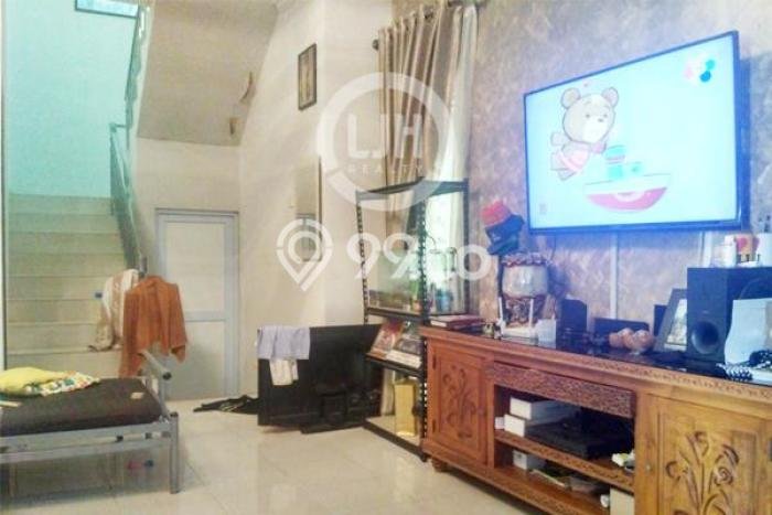 Dijual Hunian Rumah Terawat 6 KT di Batam Centre, Batam Dijual Hunian Rumah Terawat 6 KT di Batam Centre, Batam