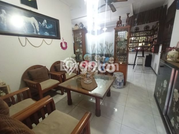 Rumah Modern 5 KT LT 240m2 di Kutisari Rumah Modern 5 KT LT 240m2 di Kutisari
