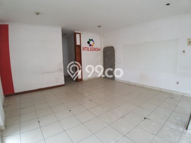 Ruko Dijual di Prime Area Bandung Luas 210m2 Ruko Dijual di Prime Area Bandung Luas 210m2