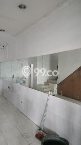 Unit Ruko Dijual di Tangerang Selatan LT 45m2 & LB 90m2 Unit Ruko Dijual di Tangerang Selatan LT 45m2 & LB 90m2