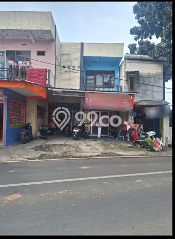 Lokasi Strategis! Dijual Ruko Bisnis di Pesanggrahan, Jakarta Selatan Kondisi Baik Lokasi Strategis! Dijual Ruko Bisnis di Pesanggrahan, Jakarta Selatan Kondisi Baik