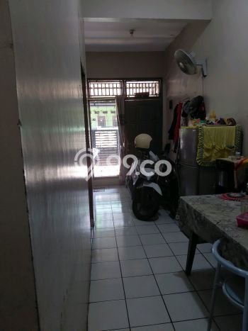 Jual Rumah Favorit Siap Huni LB 120m2 di Karang Tengah, Tangerang Jual Rumah Favorit Siap Huni LB 120m2 di Karang Tengah, Tangerang