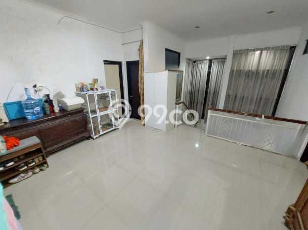 Rumah Mewah LB 180m2 Siap Pakai Desain Elegan di BSD, Tangerang Rumah Mewah LB 180m2 Siap Pakai Desain Elegan di BSD, Tangerang