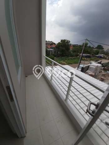 Jual Rumah Strategis Bagus Punya 3 KT di Pondok Aren Tangerang Selatan SHM Jual Rumah Strategis Bagus Punya 3 KT di Pondok Aren Tangerang Selatan SHM